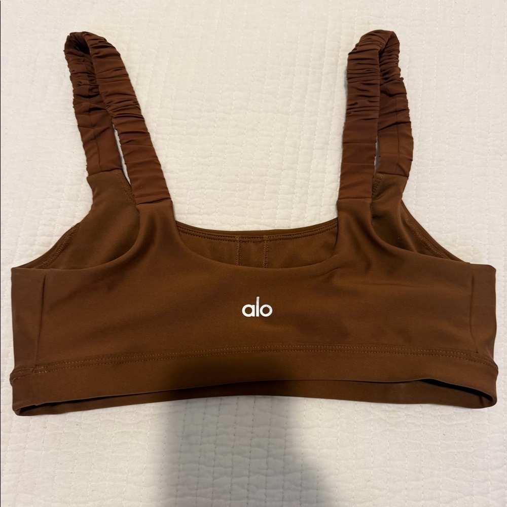 Alo Yoga Set - Picture 1 of 5